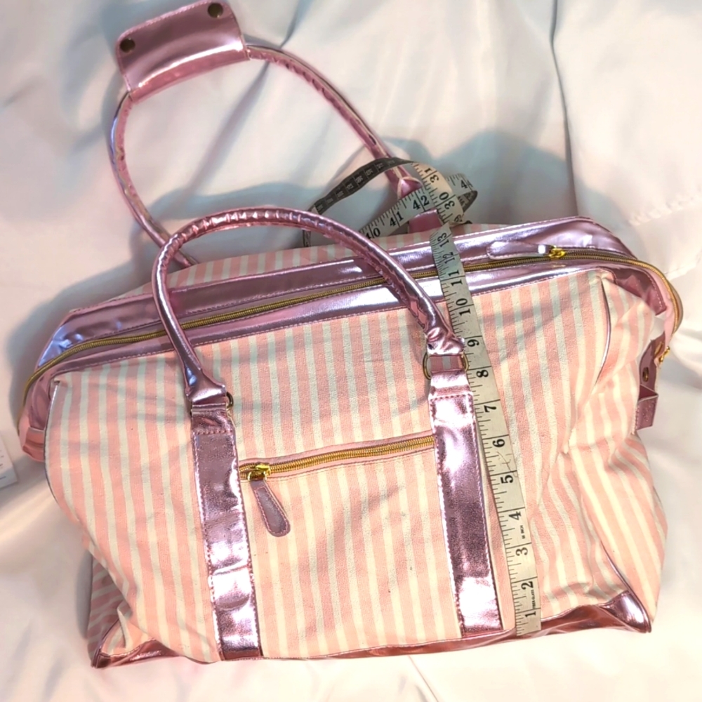 Victoria's Secret weekend bag in Pink and White